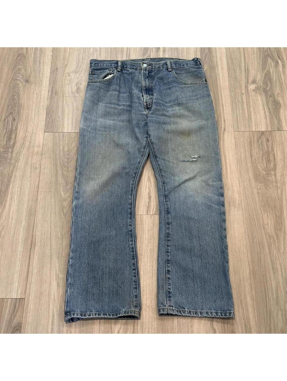 Vintage Y2K Distressed Levi’s 517 Bootcut Jeans - Size 36x30